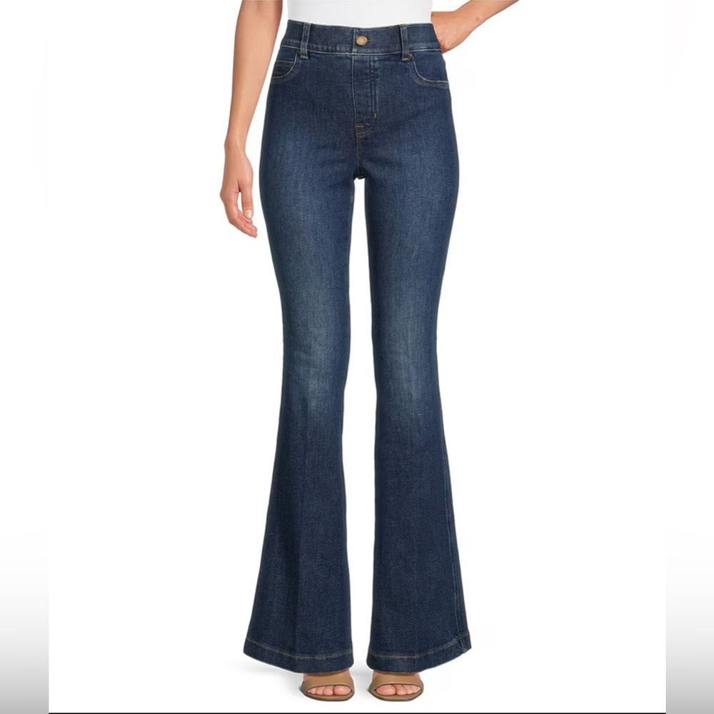 NWT SPANX Authentic Blue Pull On EveryWare Flare Jeans Size XL - Petite